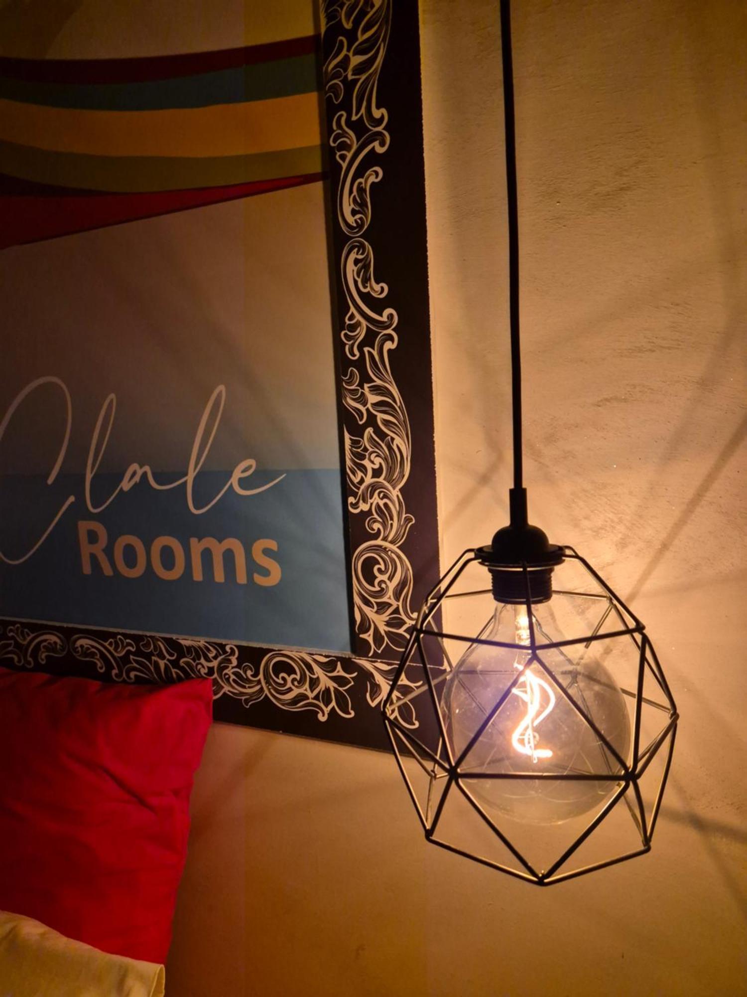 Clale Rooms Наполи Екстериор снимка