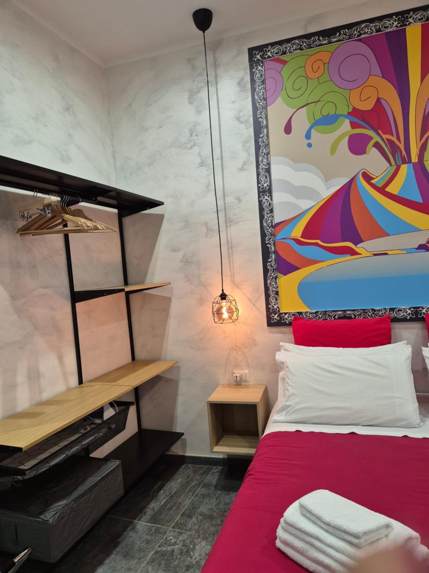 Clale Rooms Наполи Екстериор снимка